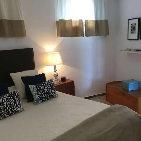 Sleeps 4 Wifi Vakantiehuis